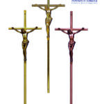 Croce in profilo ovale con Cristo
